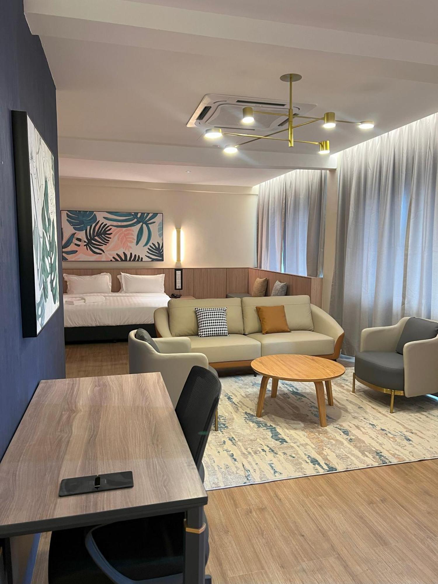 קואלה לומפור Urban Living Residence מראה חיצוני תמונה